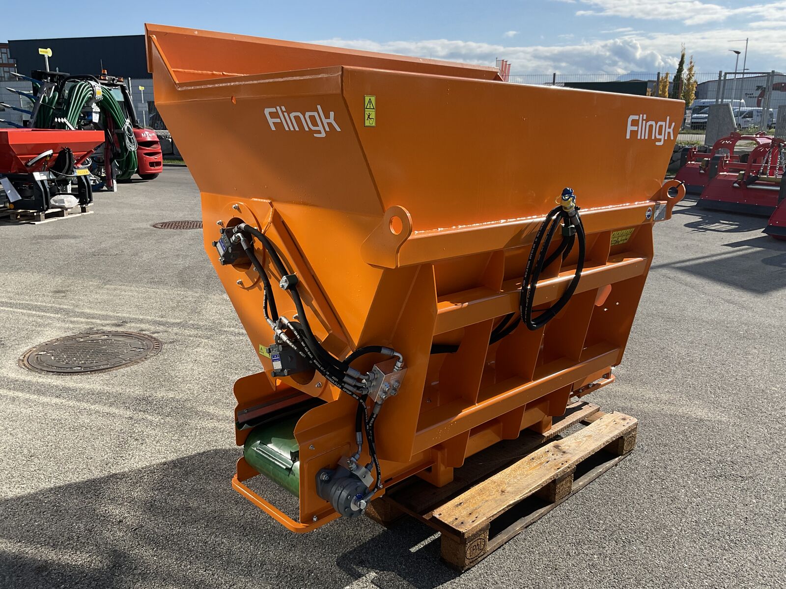 KSS 1500 Einstreugerät 1