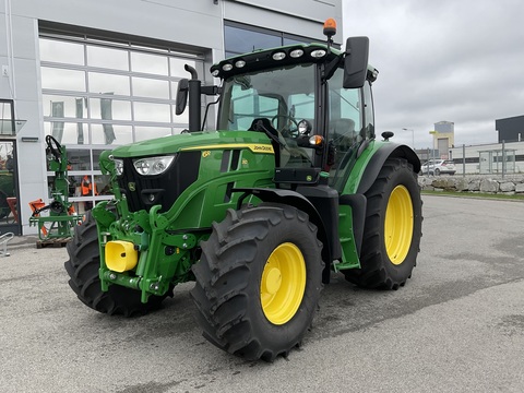 John Deere 6R 110
