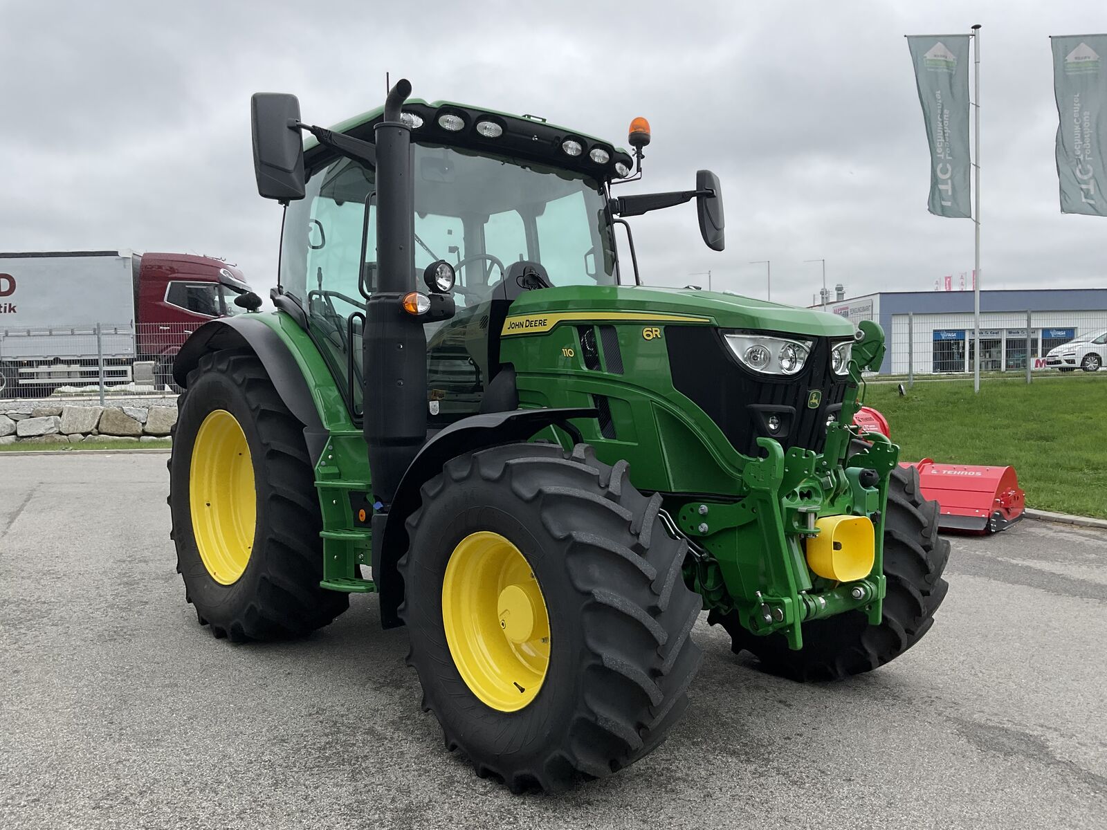 John Deere 6R 110 2