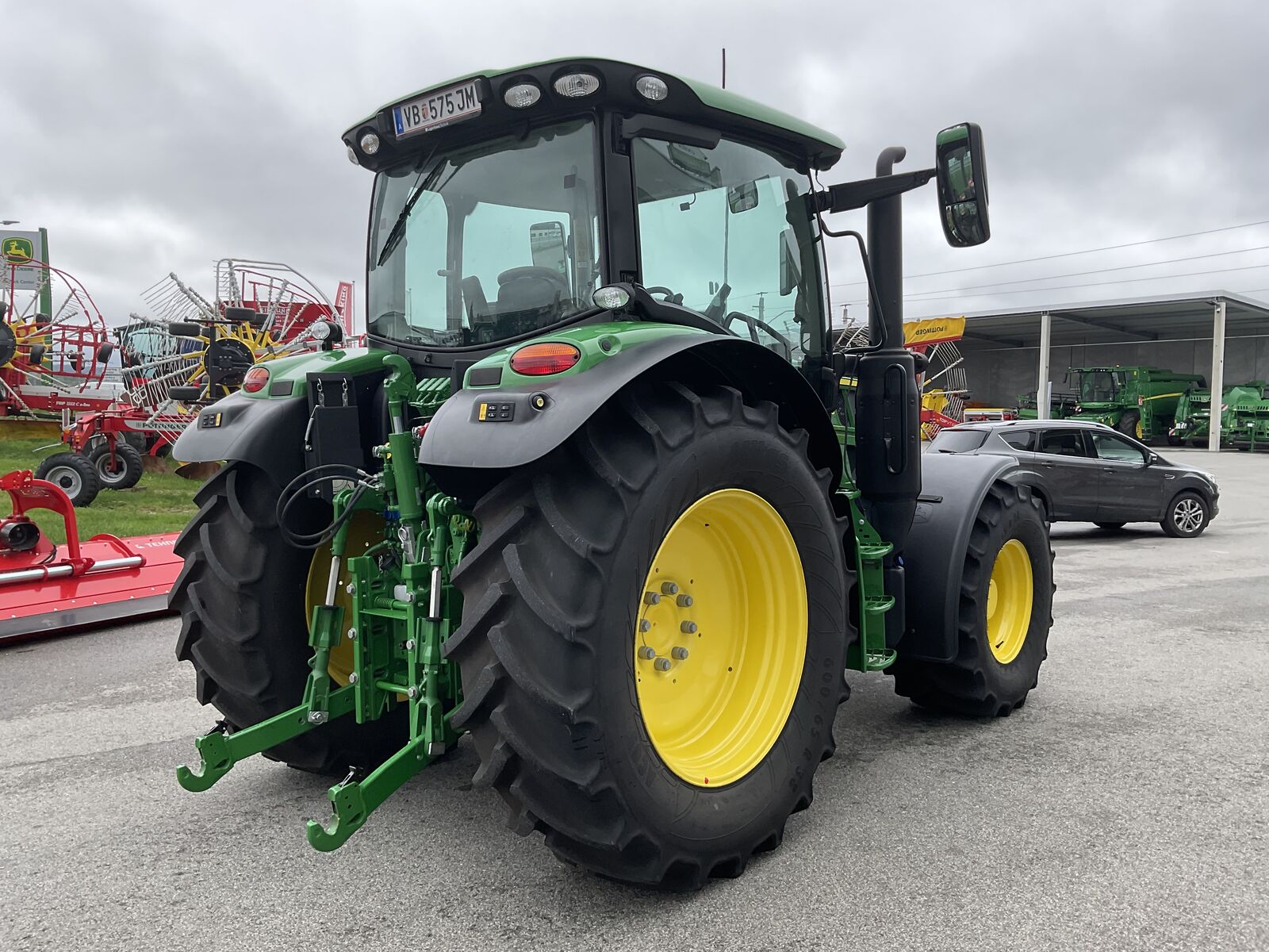 John Deere 6R 110 3
