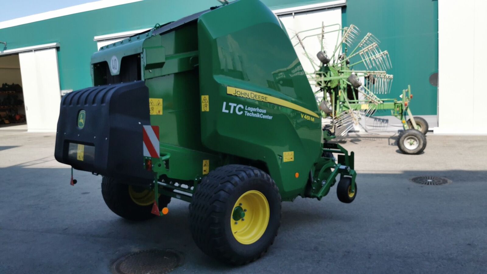 John Deere V 451 M HC25 3