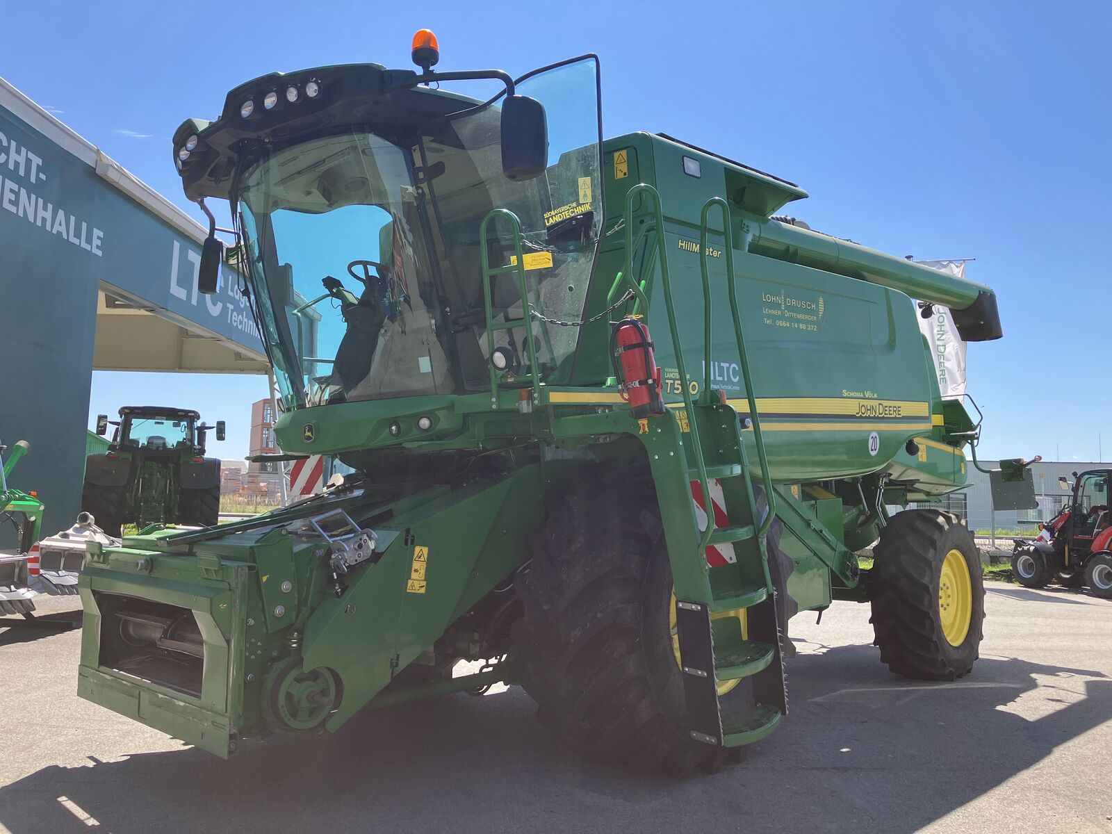 John Deere T550 HM 1