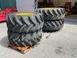 John Deere Reifen 540/65R38 und 480/65R24