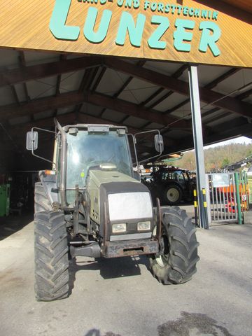 Valtra 6200