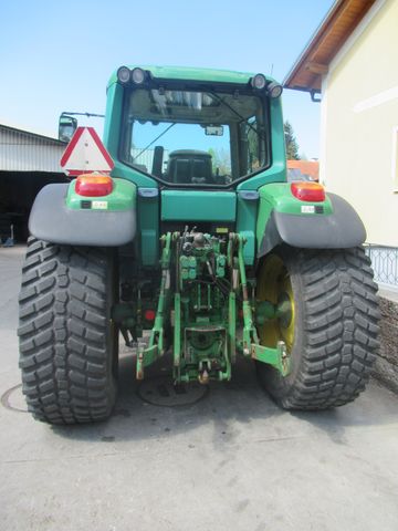John Deere 6620