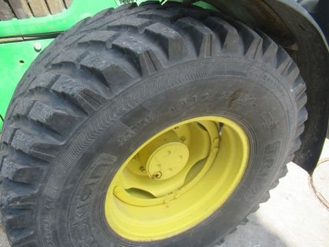 John Deere 6620