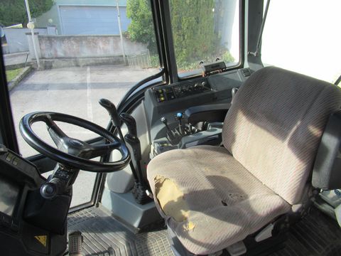 Valtra 6400