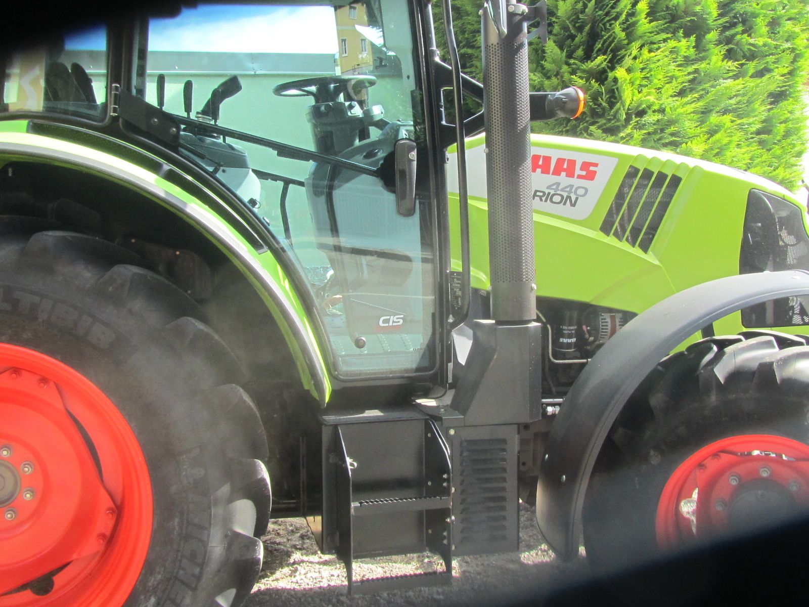 Claas Arion 440 3