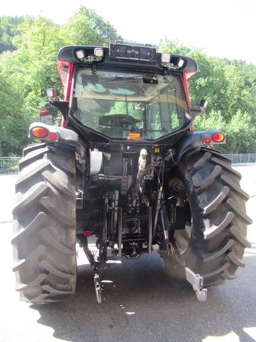 Valtra N 141