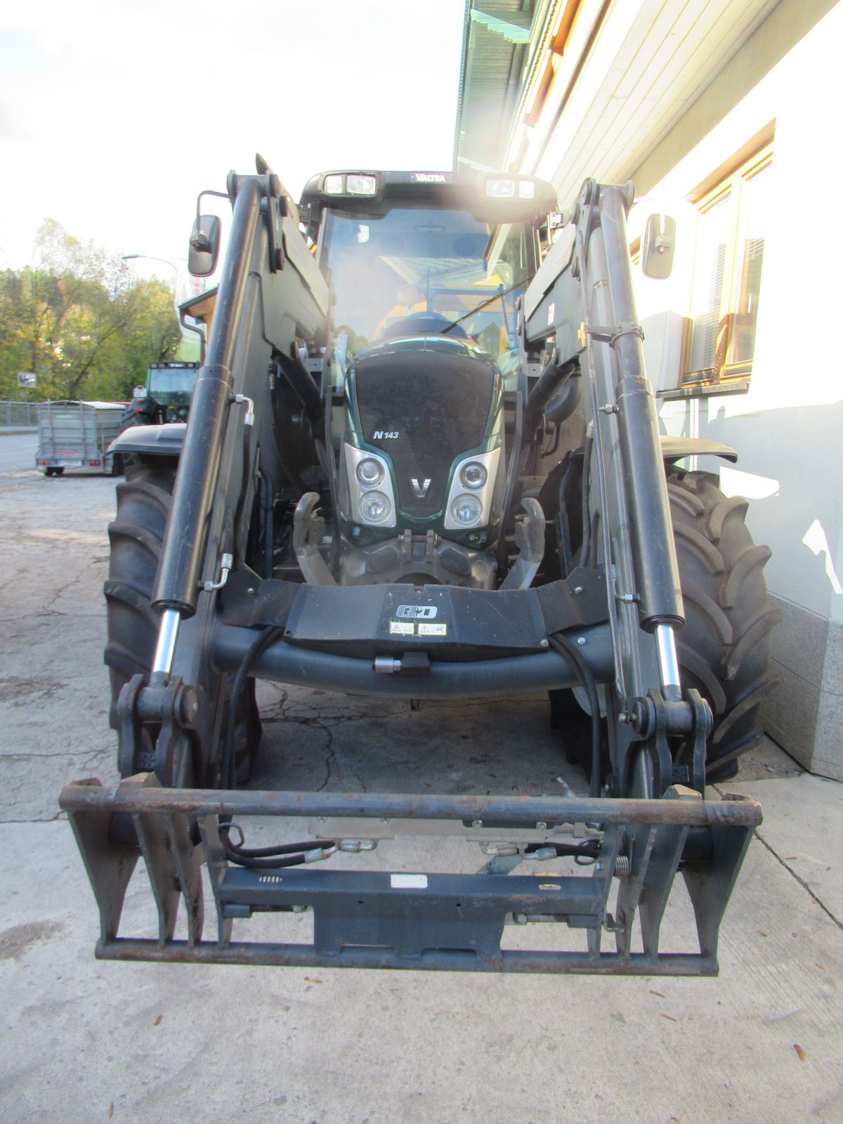 Valtra Valtra N 143 Hi Tech 3 2