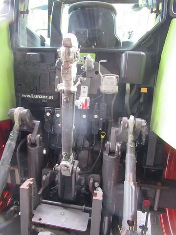Claas Arion 410