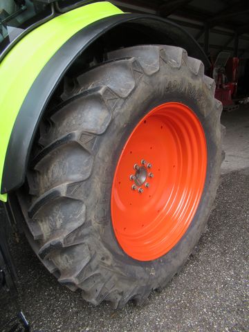 Claas Arion 410