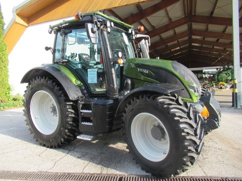 <strong>Valtra N175</strong><br />