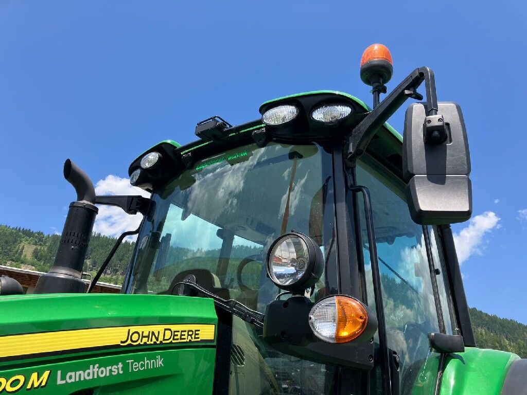 John Deere 6100 M 3