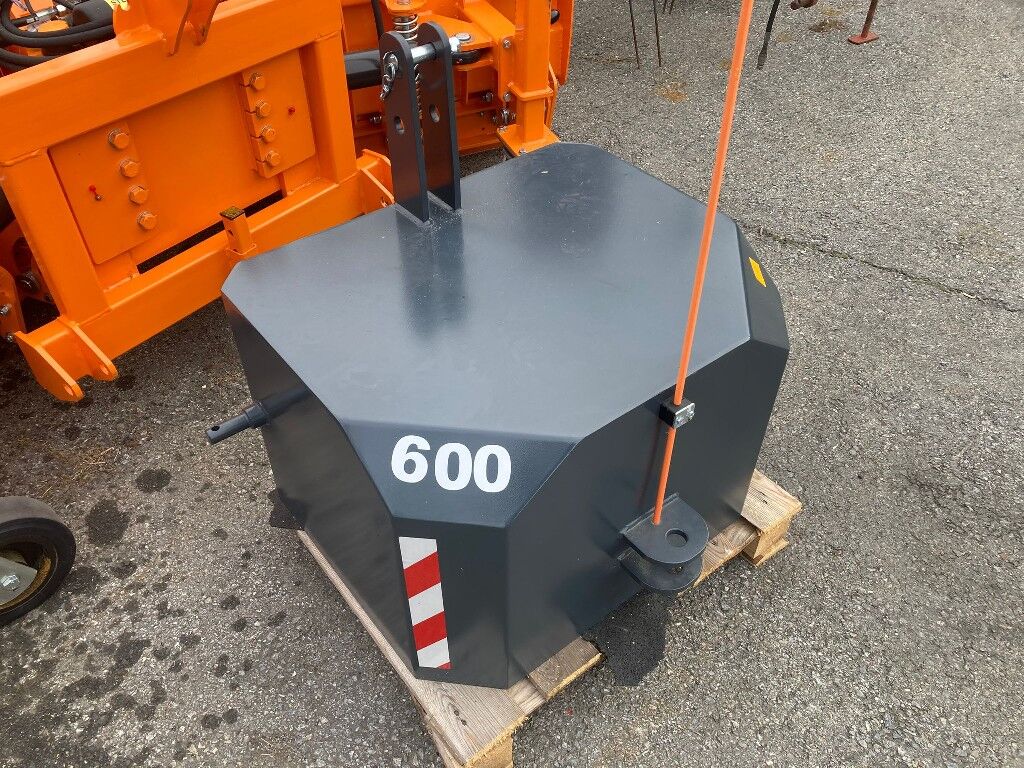 600 kg 1