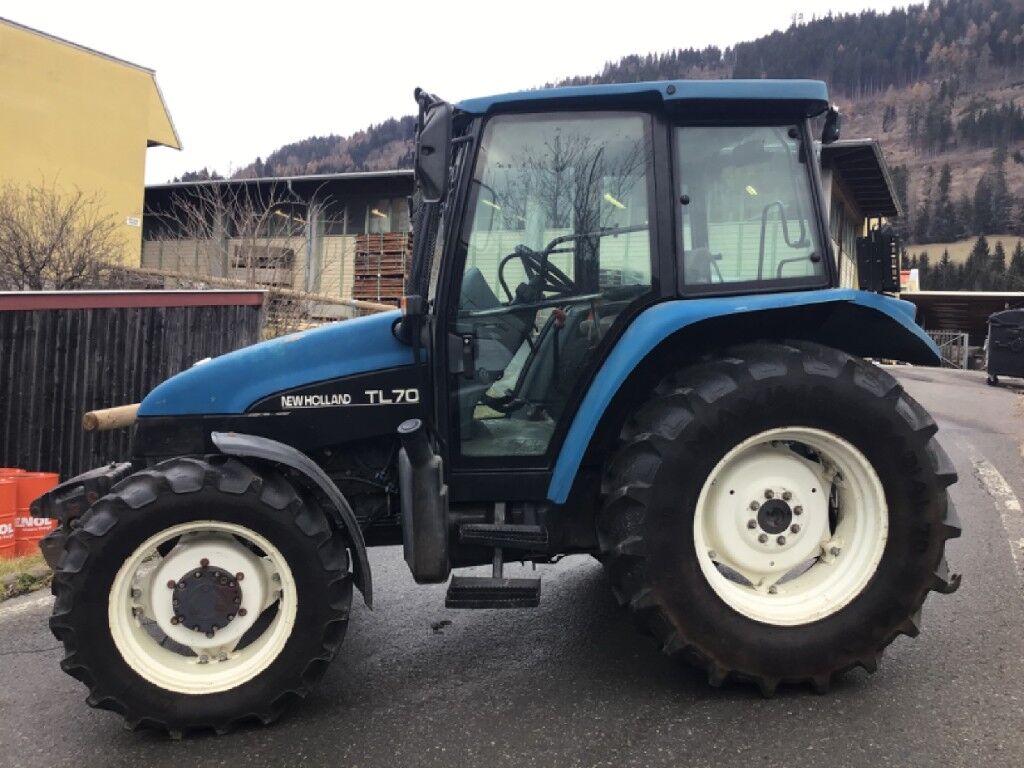 New Holland TL 70 A 2
