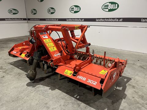 Kuhn HRB 302 D mit hydr Huckepack / Zahnpackerwalze 