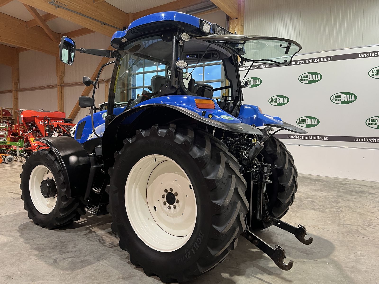 New Holland TS 115 2