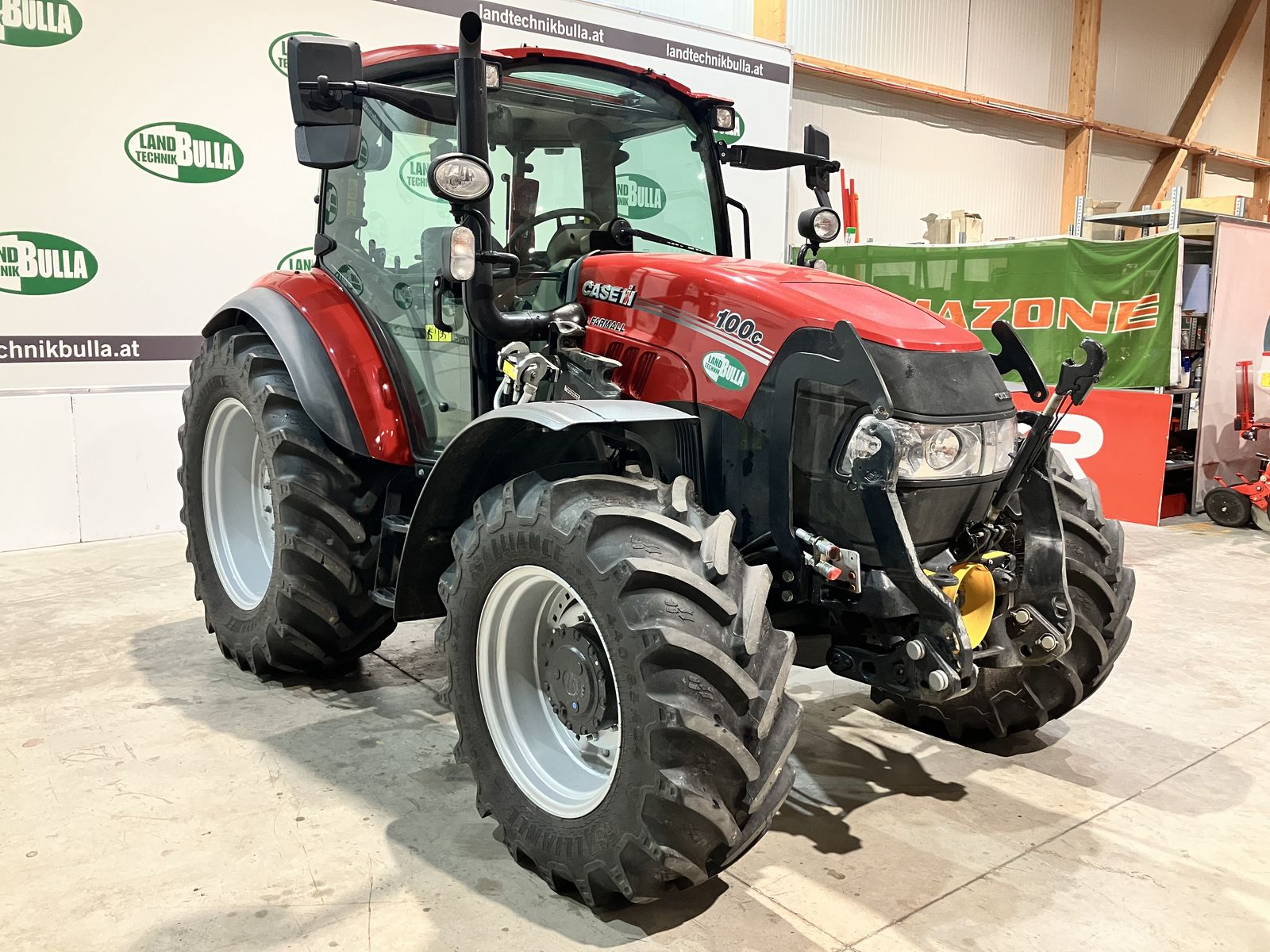 Case IH Farmall 100 C 2