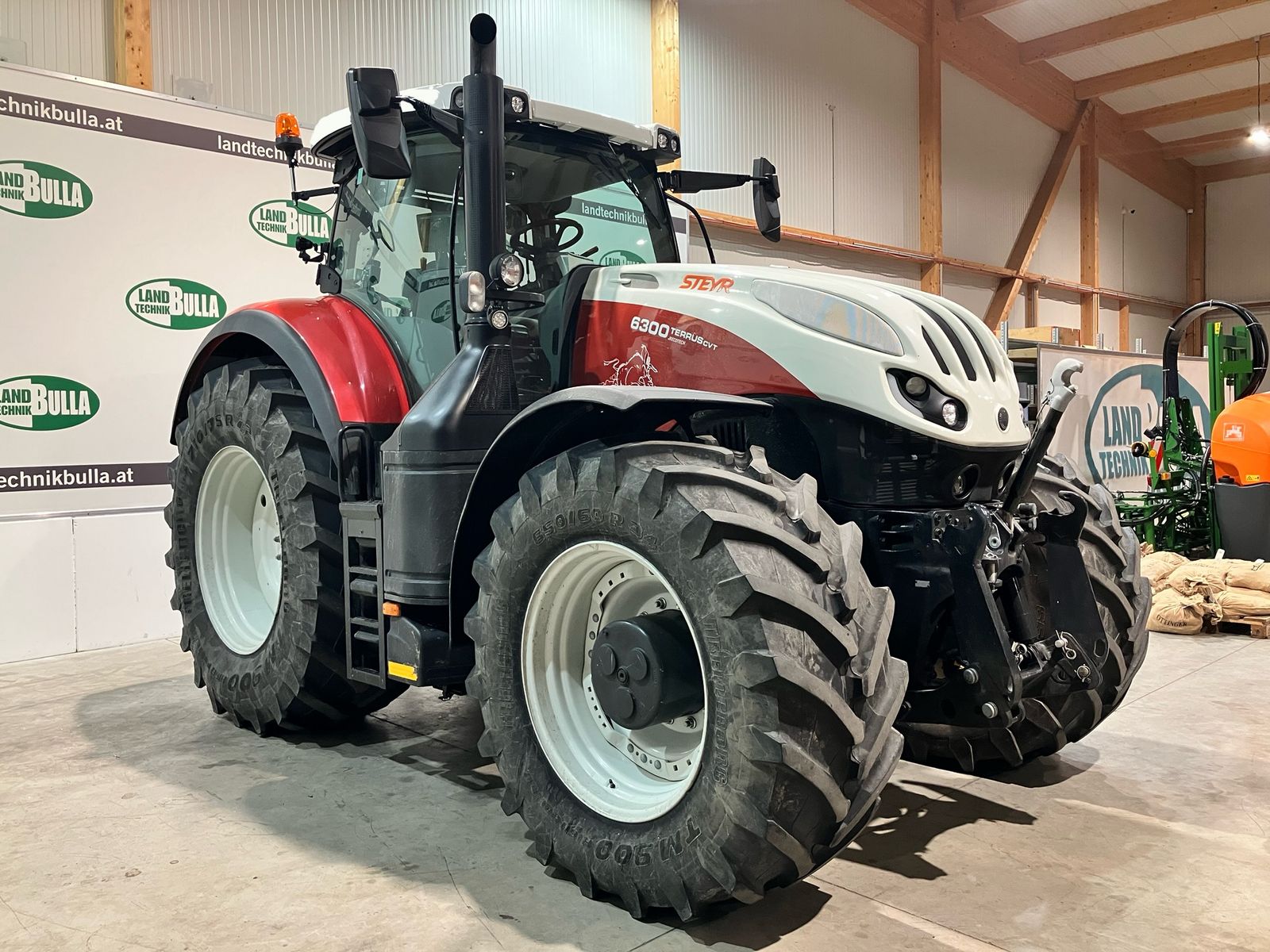 Steyr 6300 Terrus CVT (Stage V) 2