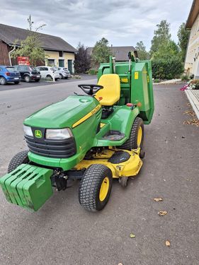 John Deere X 740 mit Hochentleerung 