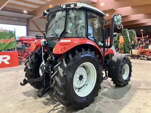 Steyr 4065 Kompakt S (Stage V) 3