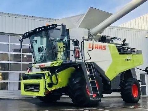 Claas Trion 730 2