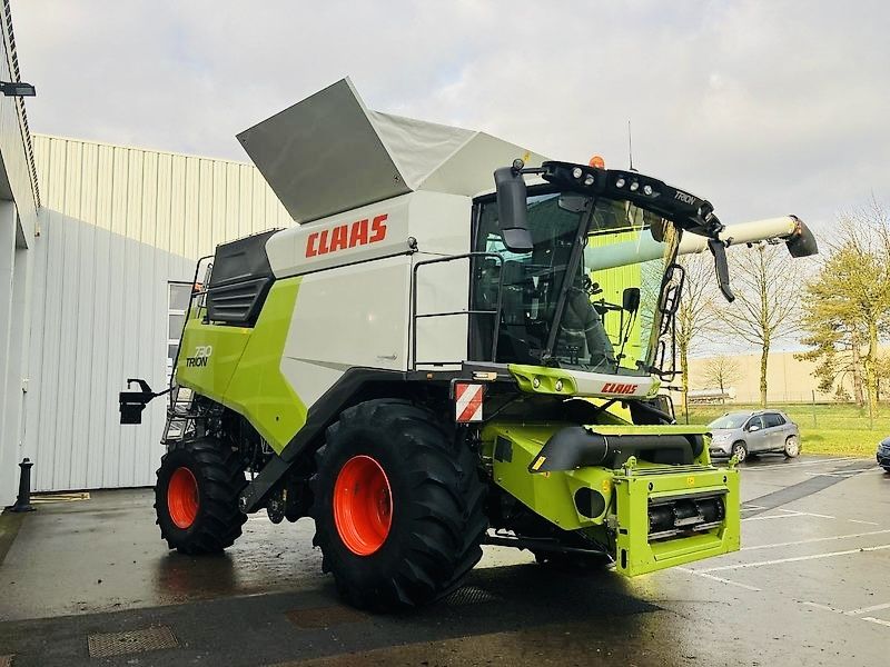 Claas Trion 730 3