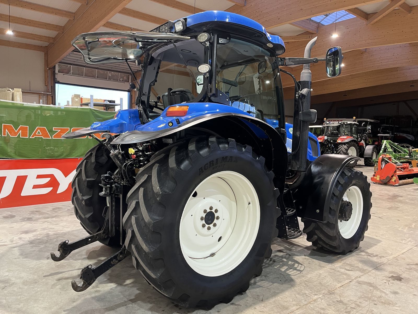 New Holland TS110A Plus 3
