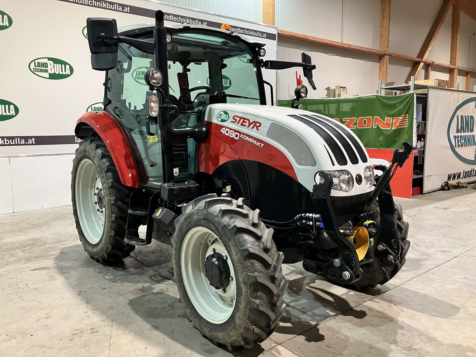 Steyr 4090 Kompakt (Stage V)  2