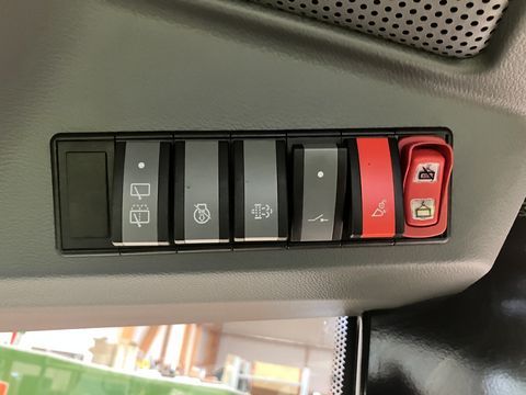 3514-a6d21fbd31b9f603ce11dd575c8f2f55-5714125