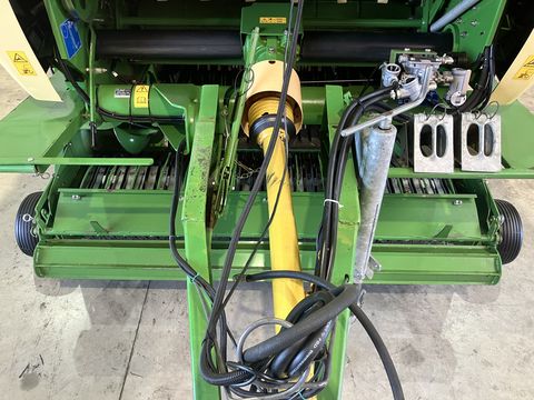 Krone Comprima F 125 XC