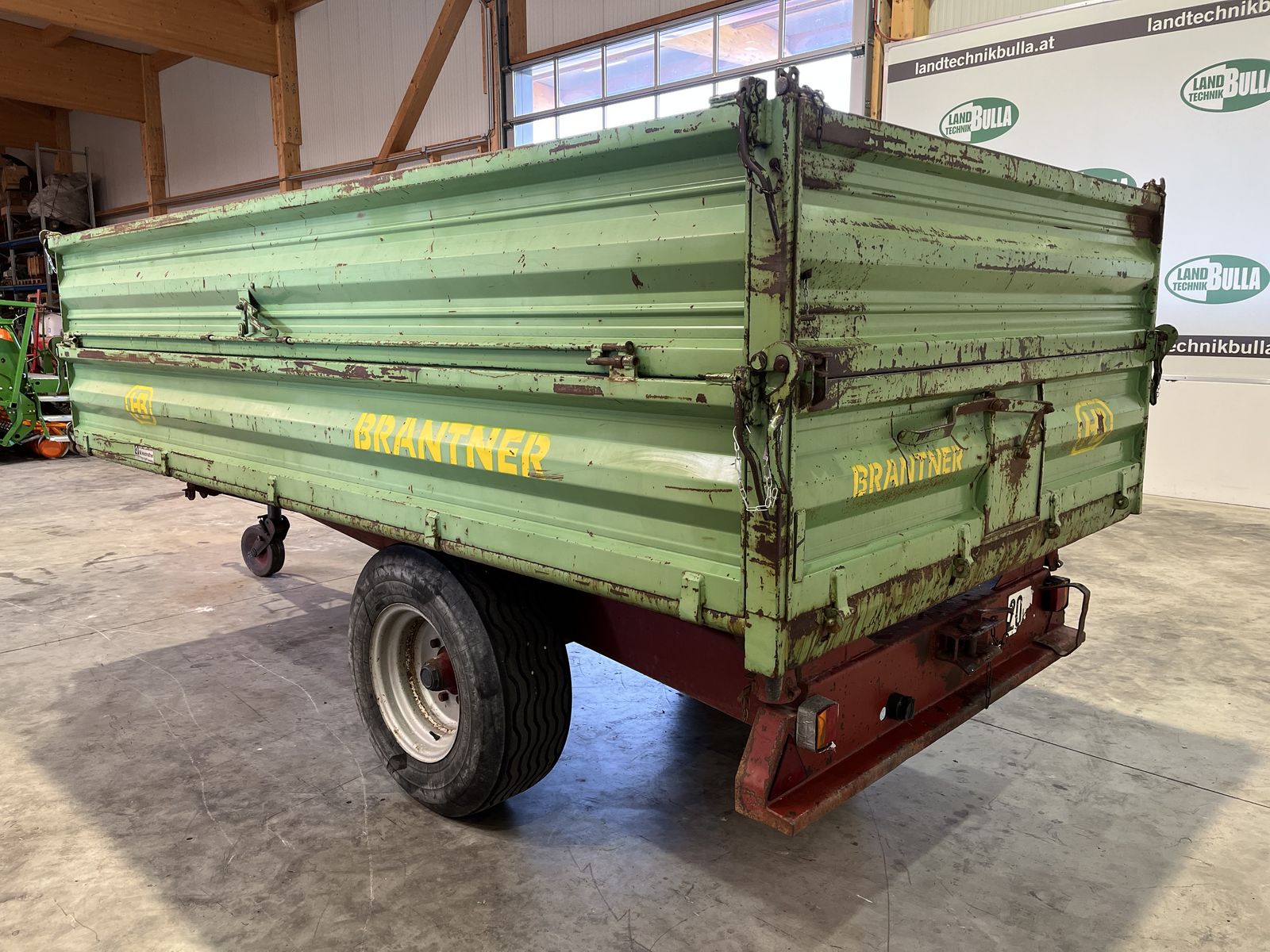 Brantner 1 Achs 3 Seitenkipper 6to Nutzlast 2
