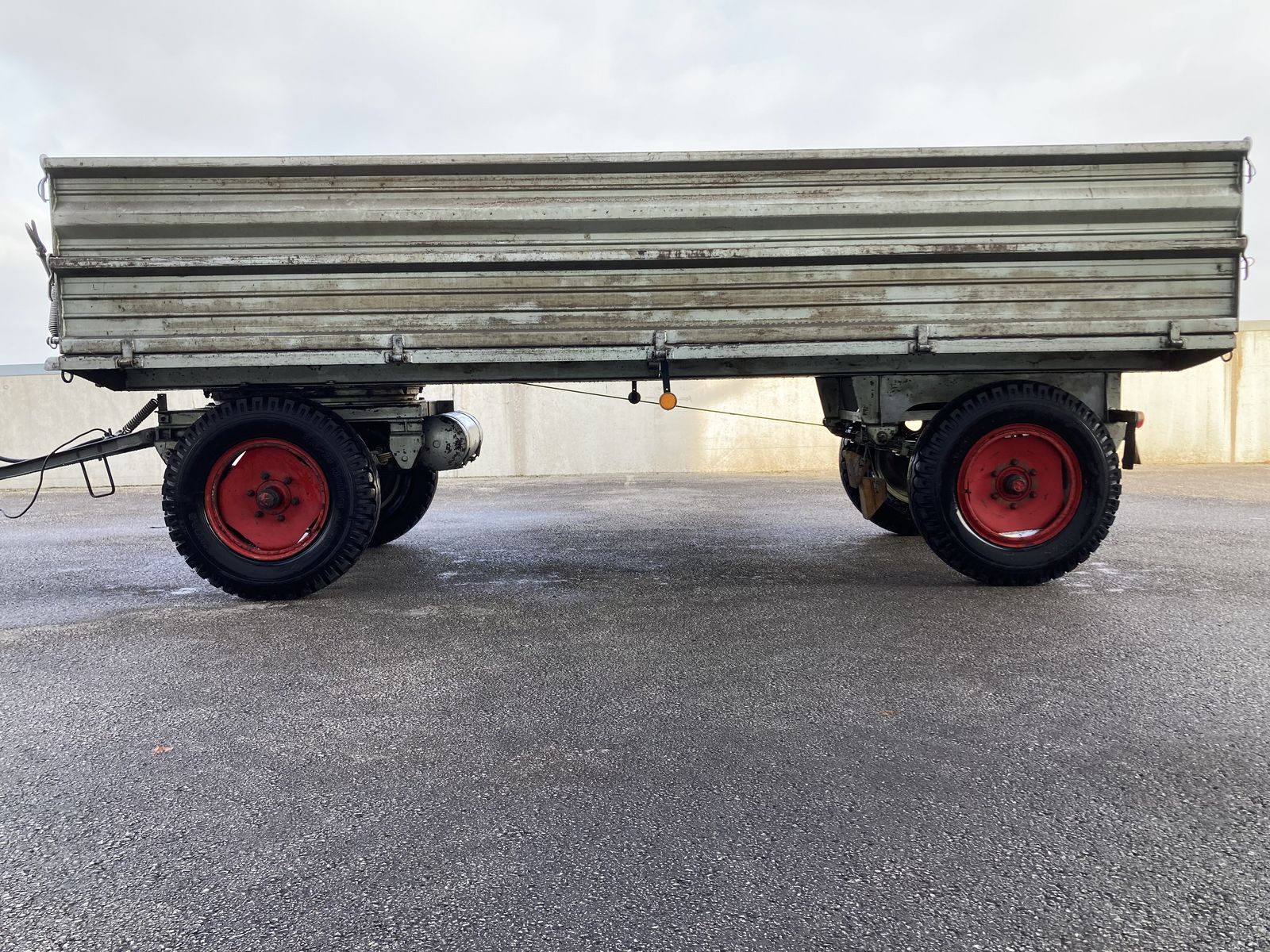 2 Achs Anhänger 1