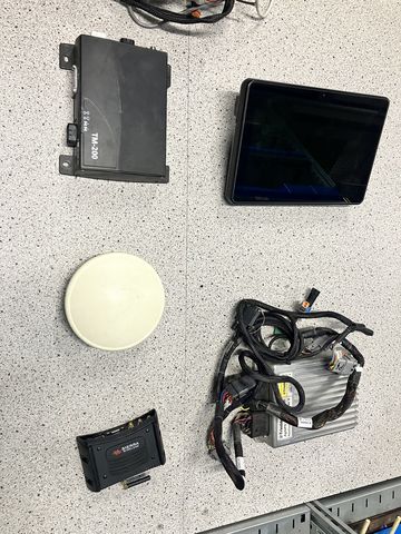 Trimble XCN 2050 - auf Vorrüstung - RTK