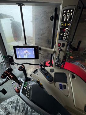 Massey Ferguson MF 6S.135 Dyna-VT Efficient