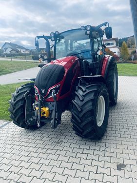 Valtra A 105