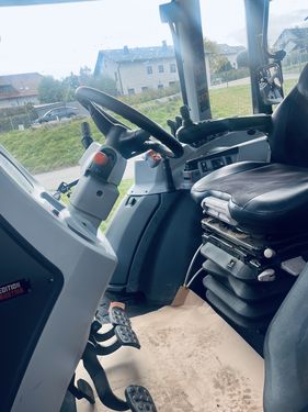 Valtra A 105