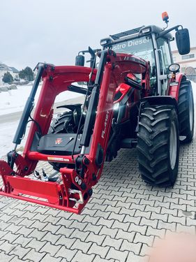 Massey Ferguson MF 5S.115