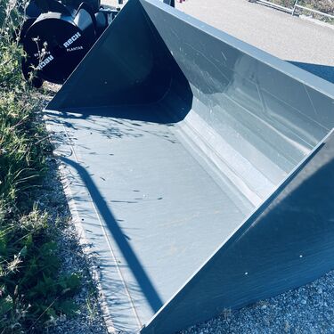 Merlo Schaufel 2,4 Meter
