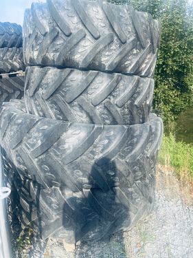 Kleber 540/65R38 und 440/65R28