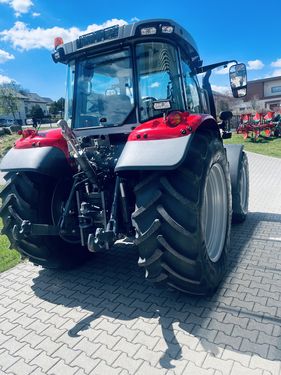 Massey Ferguson MF 5S.115 Dyna-6 Efficient