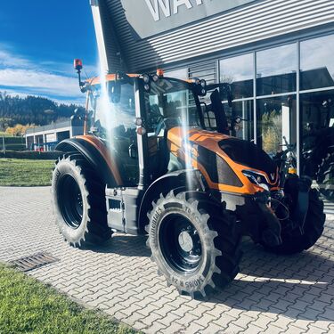 Valtra G135 VERSU