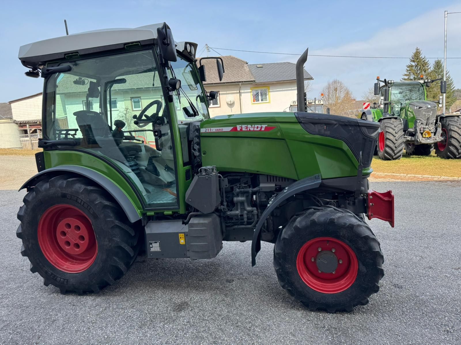Fendt 211 V 2