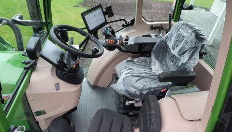 Fendt 211 Vario (Gen3)
