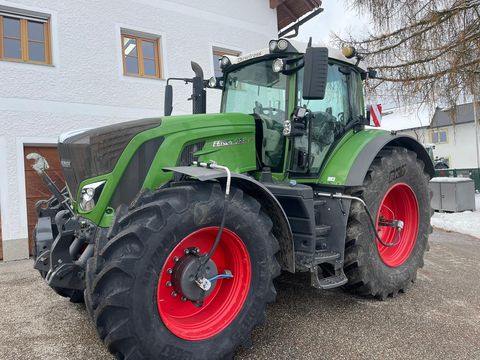 <strong>Fendt 927 Vario S4 P</strong><br />