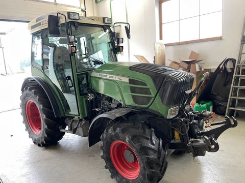 <strong>Fendt 208 Vario F</strong><br />