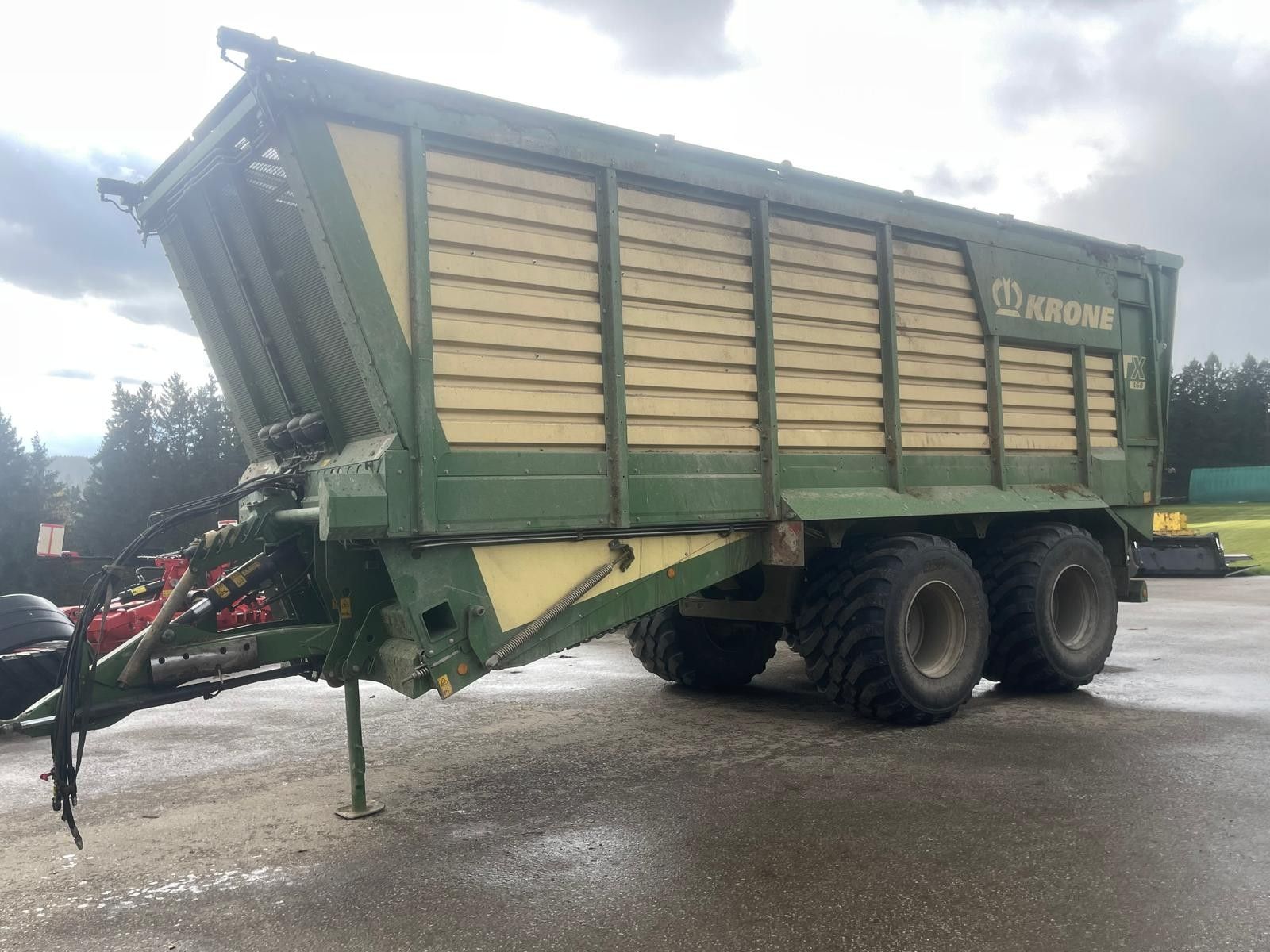 Krone TX 460 1