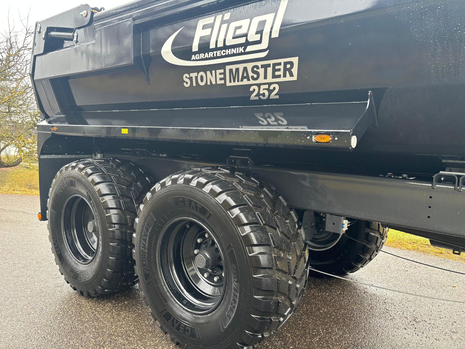 Fliegl Stone Master 252 3