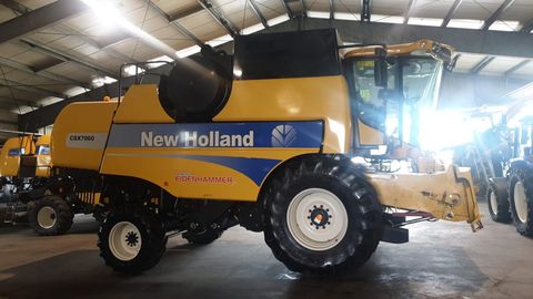 New Holland CSX7060 Laterale